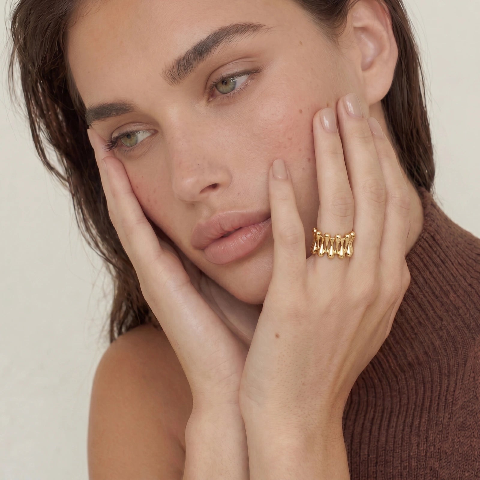 Anello Scultura Corda Dorata in ottone placcato oro — confezione regalo Fiora Boutique
